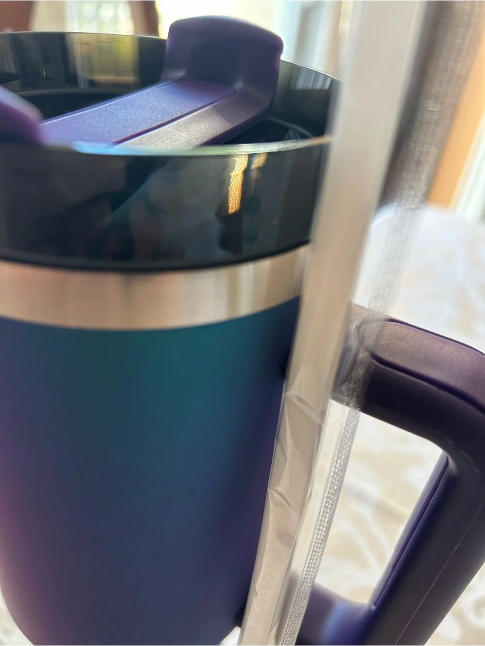 Iridescent Blue-Purple Travel Mug with Handle - Double-Wall Insulated